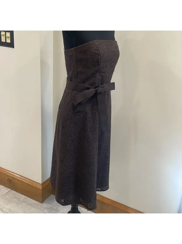Banana Republic Brown Eyelit Strapless dress Size 10 - Image 4