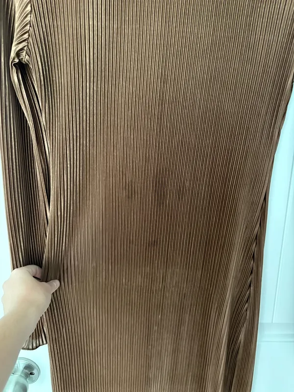 Brown Pleated SHEIN Dress - Image 4