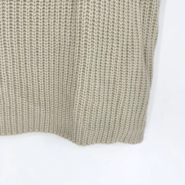 Shaker Knit Sweater Vest with Chest Pocket Beige‎ Size Medium - Image 4