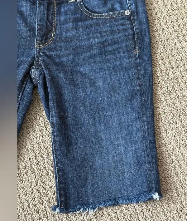 American Eagle Women’s Artist Crop Stretch Jean Bermuda Shorts. - Image 3