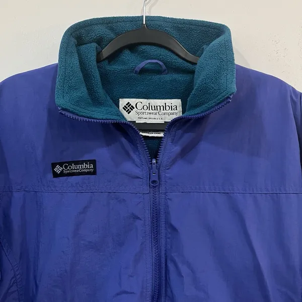 Vintage Columbia Women's Fleece Lined Jacket Size Medium Blue/Teal - Image 2