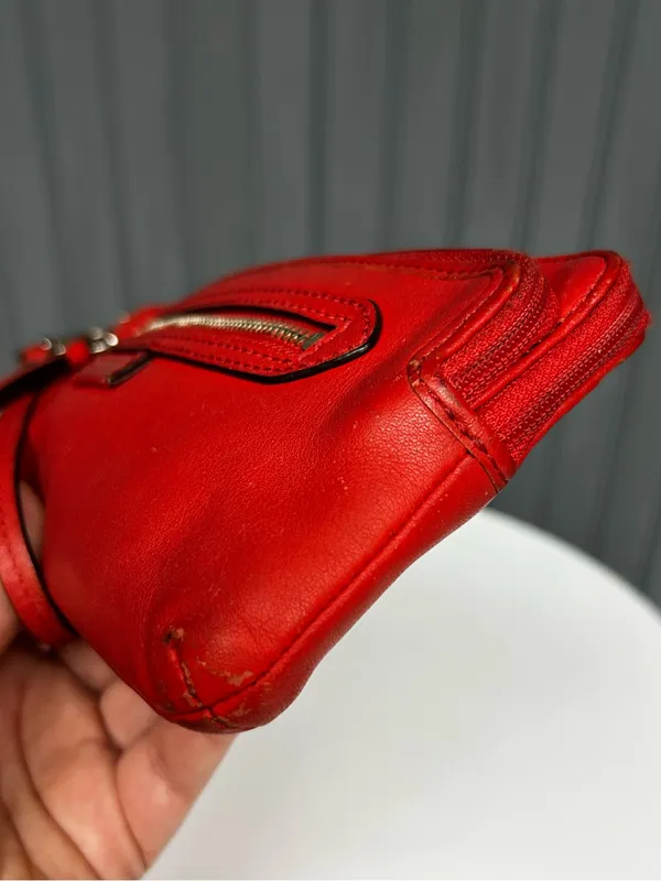 Coach Vintage Y2K Coral Red Leather Double Zip Wristlet Wallet Clutch Organizer - Image 8