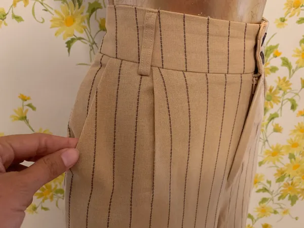 Pinstripe pants and crop top matching set two piece pant set size M - Image 5