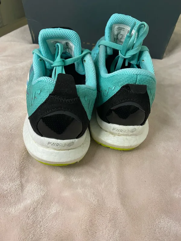Saucony Endorphin Sneakers Womens Shoes Size 7.5 - Image 3