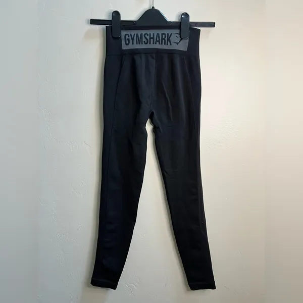 Gymshark‎ Flex High Waisted Leggings and Sports Bra Set Black Grey Womens Small - Image 3