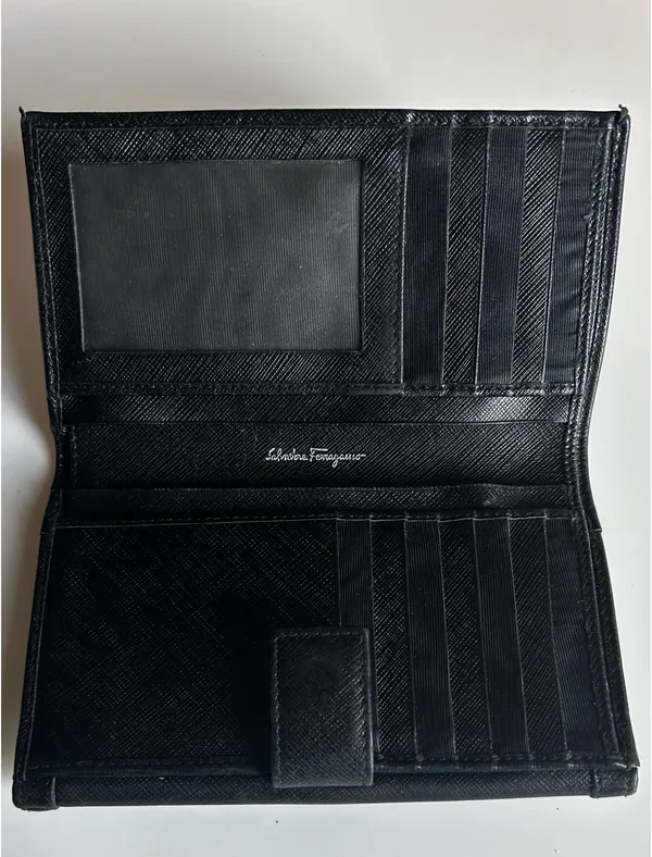 Salvatore Ferragamo Wallet - Image 3