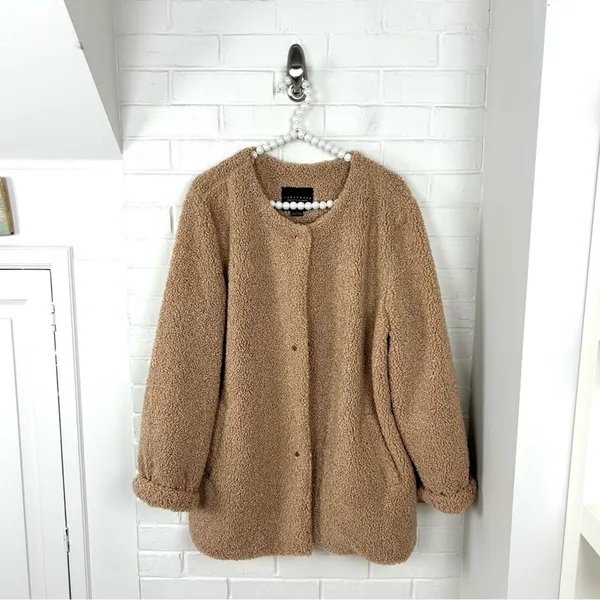 Sanctuary Button Front Teddy Knit Jacket Size XL - Image 2