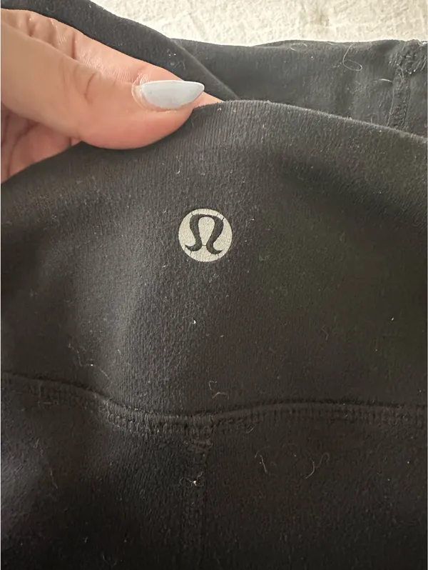 Lululemon black leggings  - Image 4