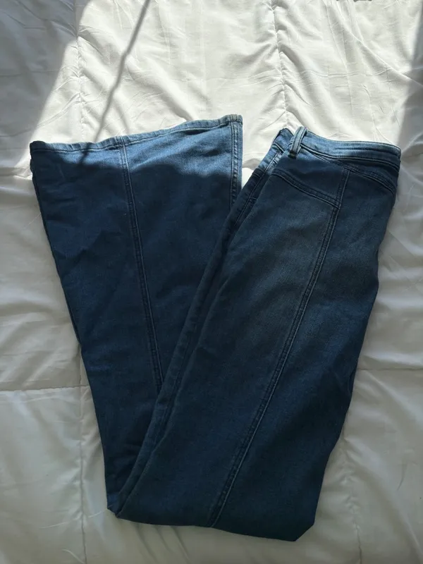 Flare Jeans - Image 3