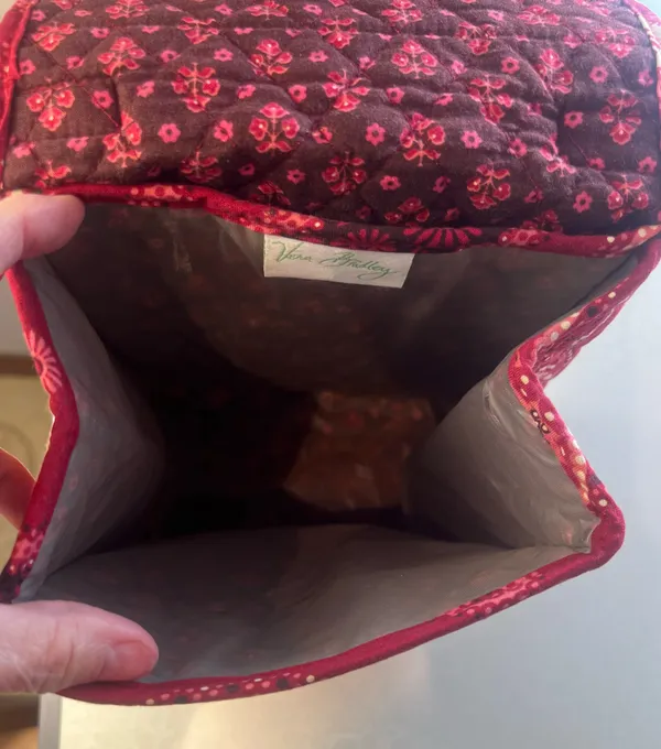 Vera Bradley| mesa red quilted lunch bag  - Image 11