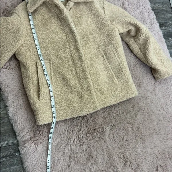 Vince Women's Button Front Sherpa Jacket Size S - Image 5