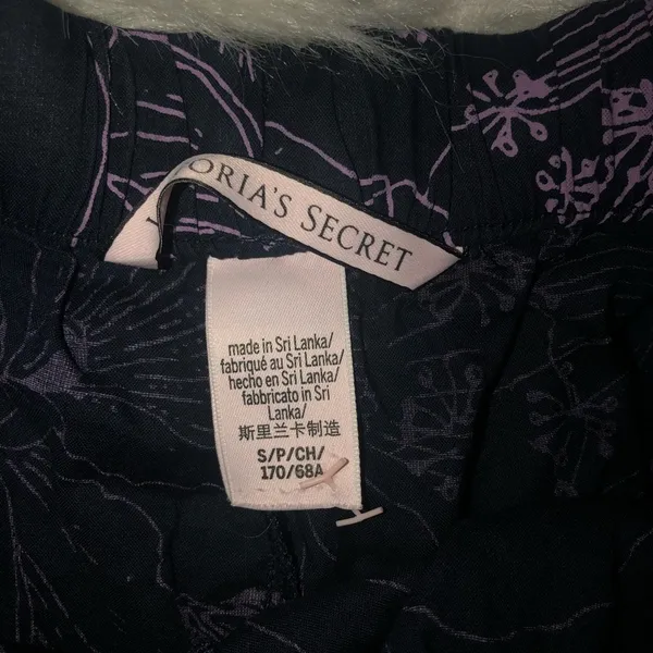 Victoria's Secret sleep shorts - Image 2