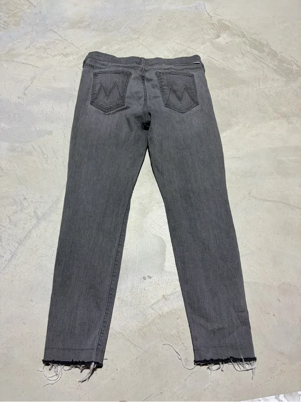 Mother looker ankle fray on the moon Gray Jeans 32 - Image 10
