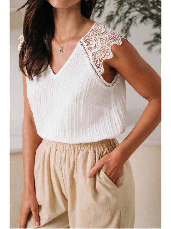 Cupshe White Sleeveless Lace V-Neck Top Large - Image 2