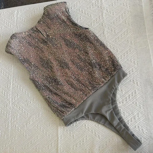 Women’s Astr The Label Hollywood Sequin Bodysuit Sz XS Extra Small Grey/Pink - Image 12