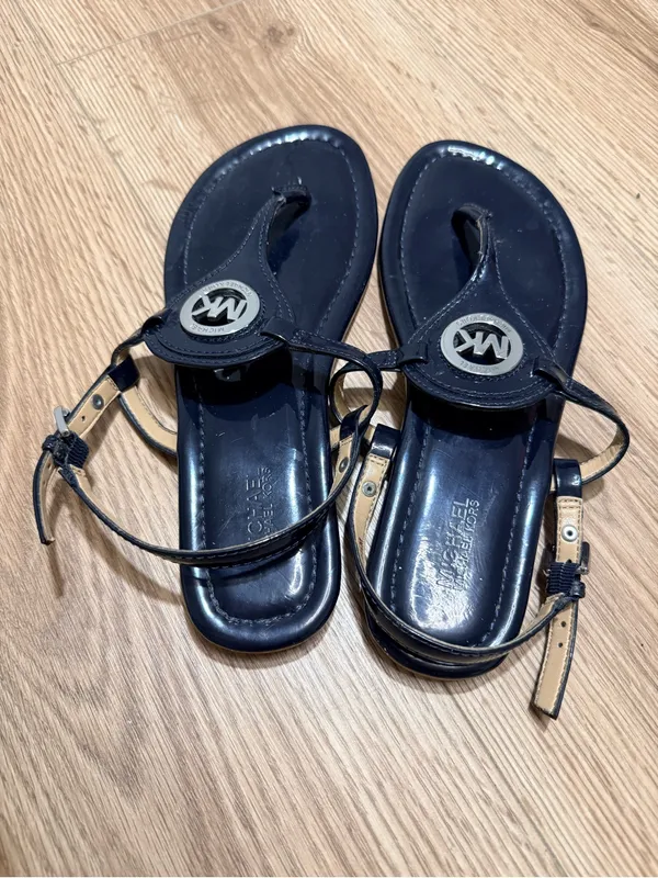 Michaels Black Girls' Logo Thong Sandals with Gold Accents - Image 2