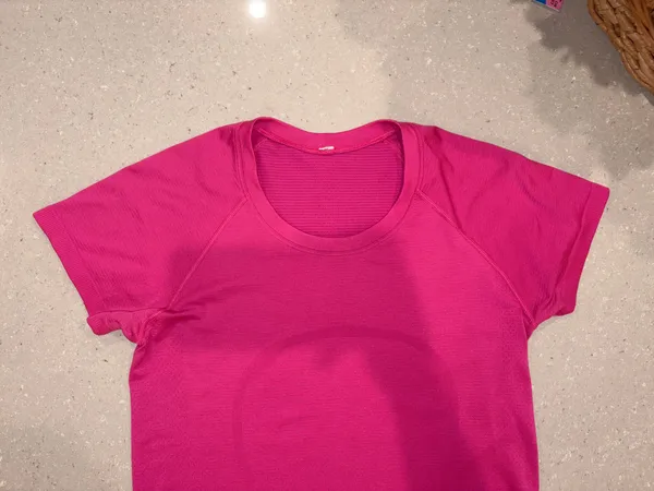 Lululemon Swiftly Tech - Image 7