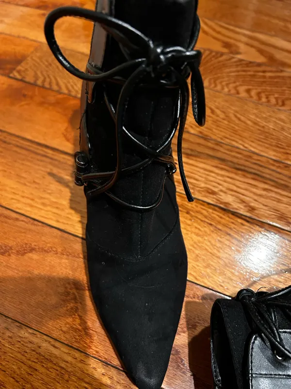Nine West VTG Y2K Black suede/leather pointed toe with lace Ankle boots 7M - Image 16