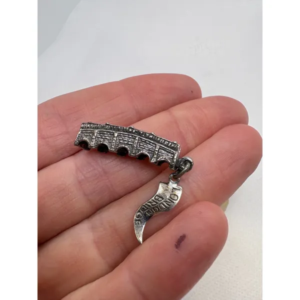 Vintage Sterling Silver London Bridge Charm 3.8g Travel Souvenir Pendant - Image 4