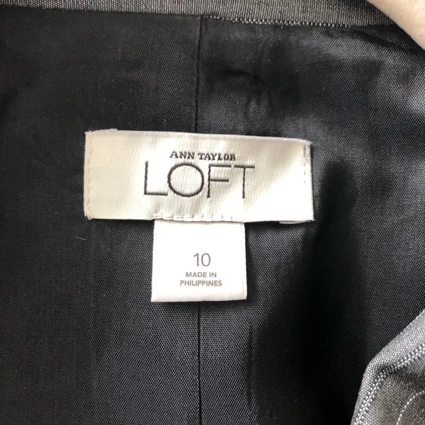 LOFT | Gray Pinstriped Wool Blend Blazer Sz 10 - Image 9