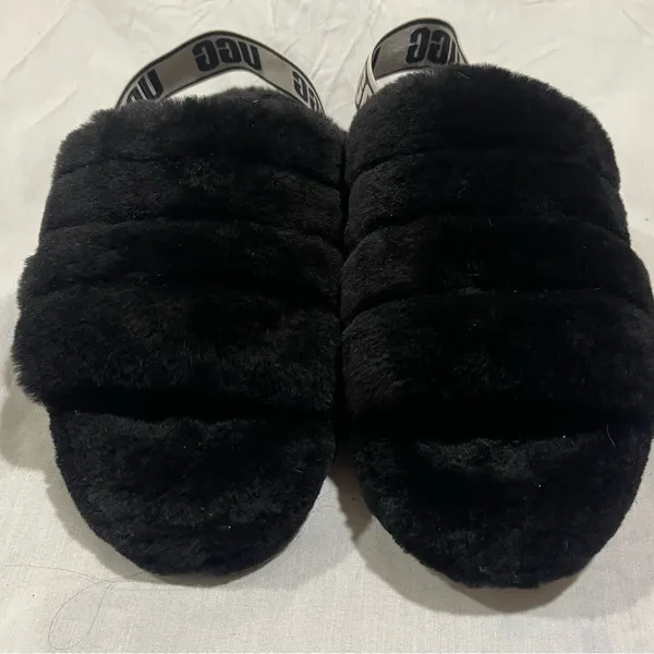 UGG  OH YEA Black Fluffy Slippers - Image 3