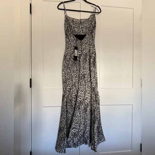 $189 New Elliatt Autonomy Dress - Black &White - XS - Image 4