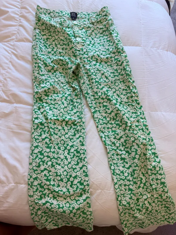 BDG Urban Outfitters - Image 4