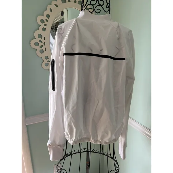 FABLETICS Medium White jacket bomber‎ womens athletic - Image 2