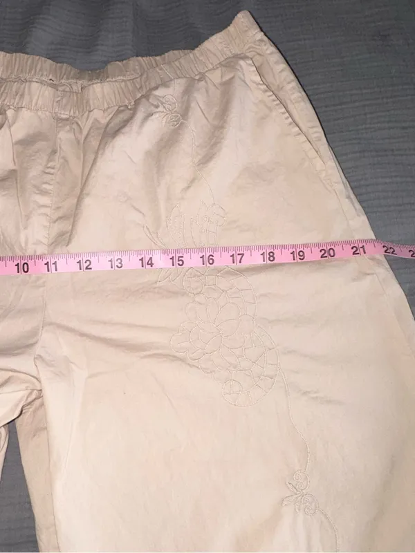 Zara Cream Wide-Leg Embroidered Jeans - Image 8