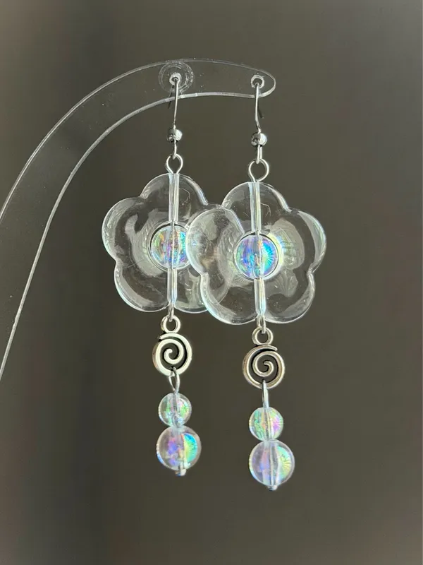 Handmade flower & swirl dangle funky cute earrings 💐🌀🩵 - Image 3
