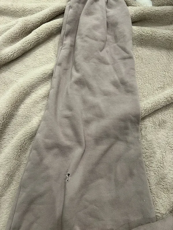 Brandy Melville Sweatpants - Image 4