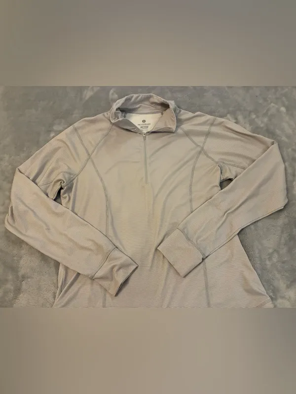 Old Navy Women's Light Beige/Gray Half-Zip Semi-Fitted Long Sleeve Top Size XL - Image 4
