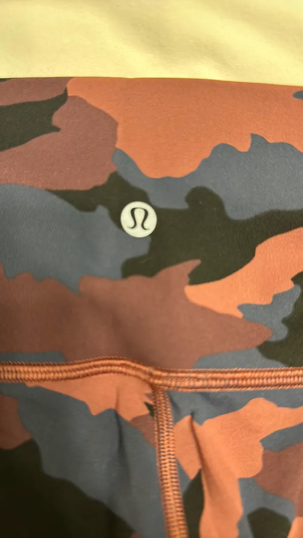 25’ Camo Align Leggings - Image 3
