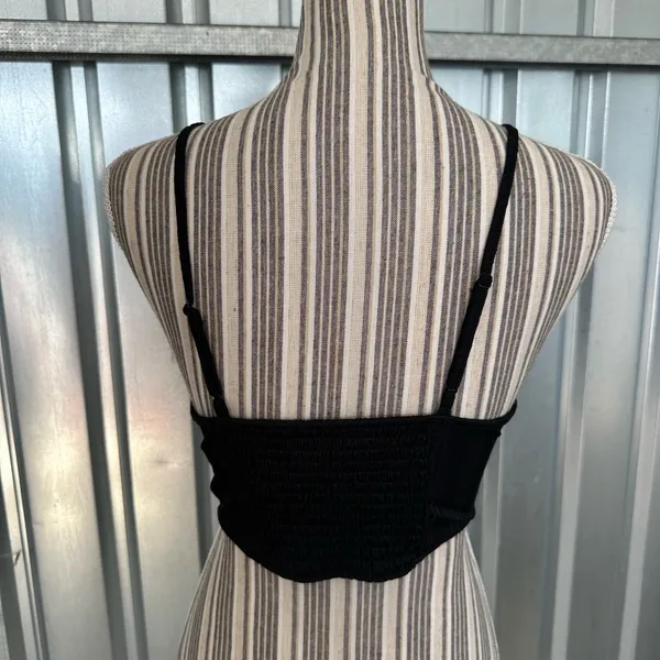 Womens Urban Outfitters Top Black Size Medium - Image 3