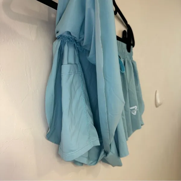 Flowy Athletic Shorts Size L - Image 5