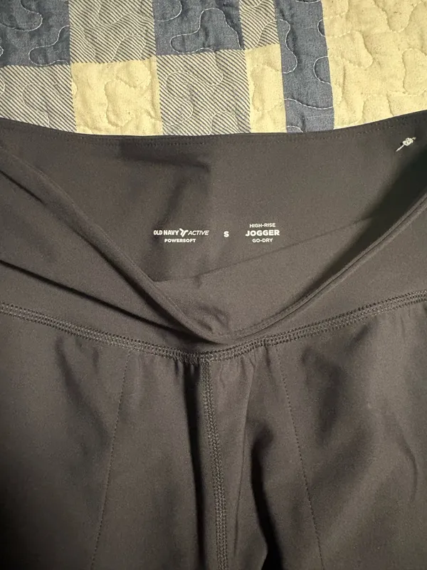 Old Navy High-Rise Joggers - Image 2