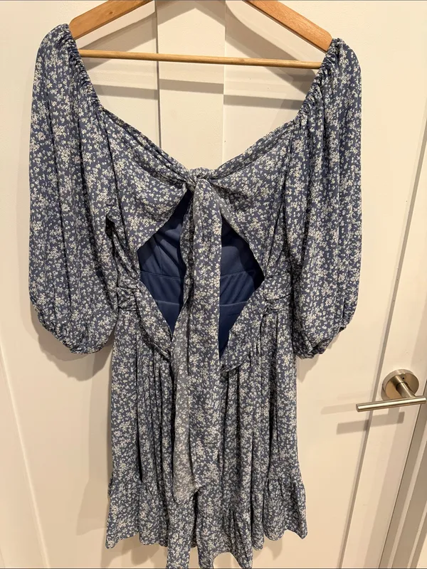 She + Sky Navy Blue ditsy Floral Puff-Sleeve Mini Dress - Image 5