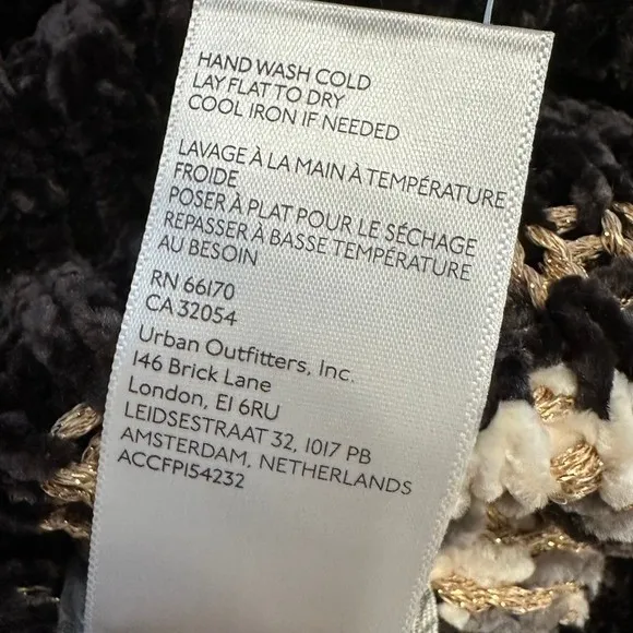 Free People Chalet Fairisle Pom Beanie Hat Black/Gold Metallic Combo One Size‎ - Image 5
