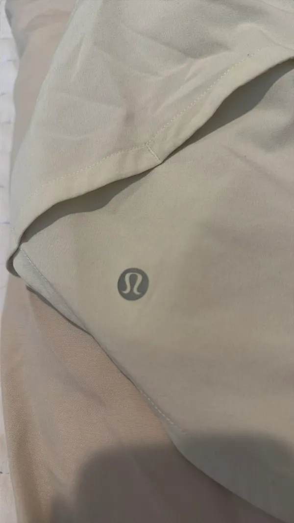 Lululemon Speed Up Shorts 4" Yellow Neon - Image 2