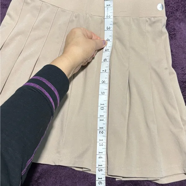 Adorable mini tennis skirt - Image 4