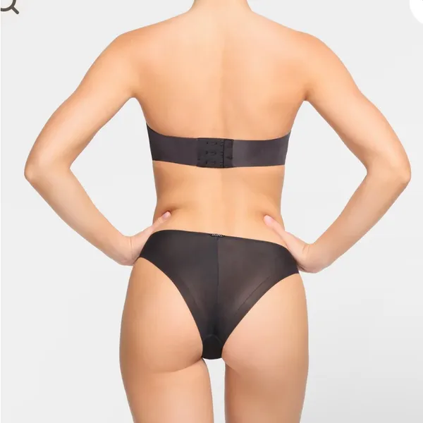 NWT SKIMS Weightless‎ Strapless Bra in Onyx Sz 30D - Image 4