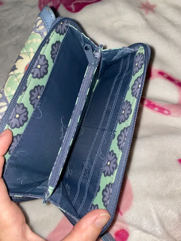 Vera Bradley Wallet - Image 6