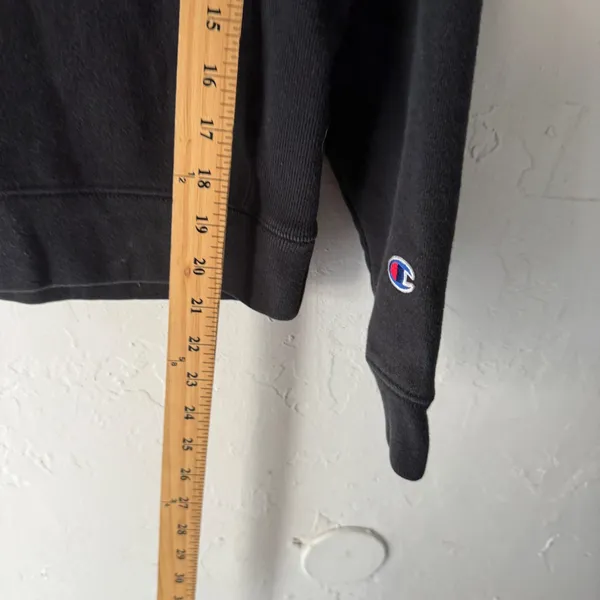 Champion Reverse Weave‎ Vintage Black Crewneck Sweatshirt Women's Medium C Logo - Image 7