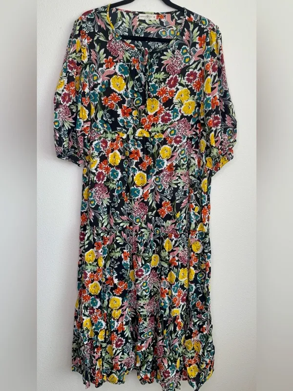 Natural Life Dress Sage V Neck Maxi Tiered Black floral Red Multi Yellow Accents - Image 4