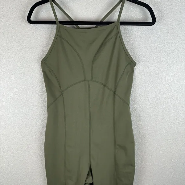 Free‎ People Movement Side To Side Performance Jumpsuit Size Medium Olive Green - Image 2