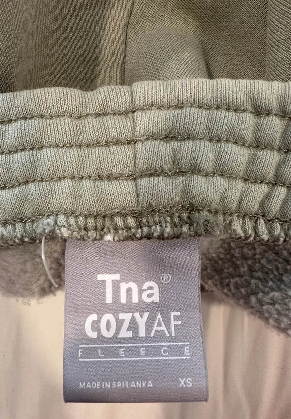 Aritzia cozy af fleece shorts - Image 3