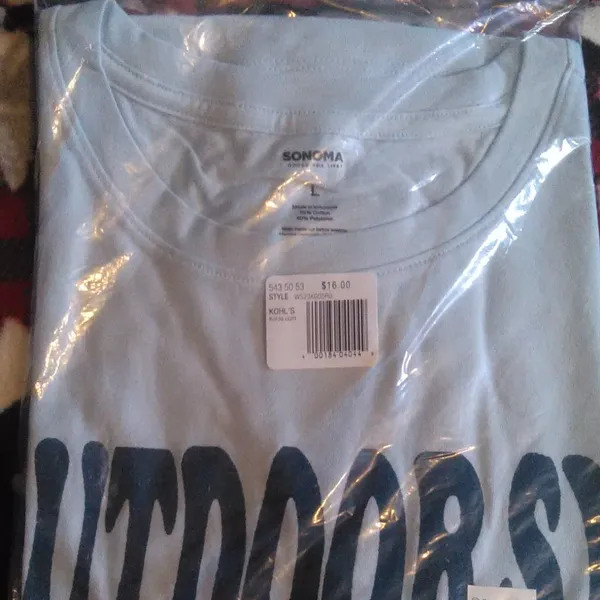 Brand New Kohl's Outdoorsy Tee-Shirt (Size L) - Image 7