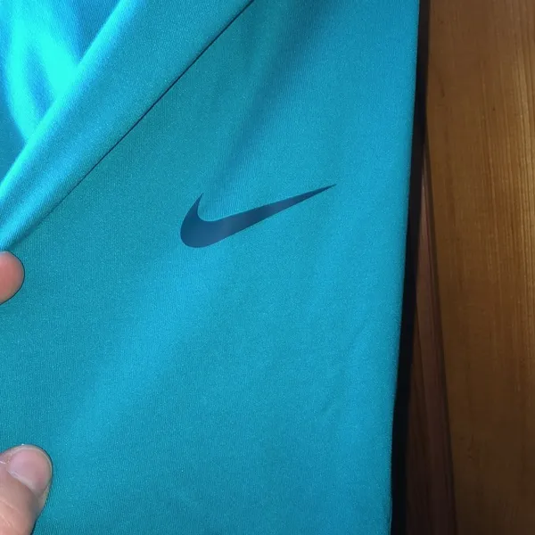 Nike dri fit pull over sweatshirt size medium Blue sports wear clothing active​​ - Image 3