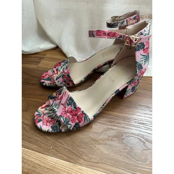 Serra Memory Foam Floral Strappy Sandals Heels - Image 5