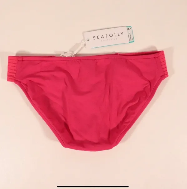 NWT Quilted Hipster Bikini Bottoms in Persian Pink - Image 6